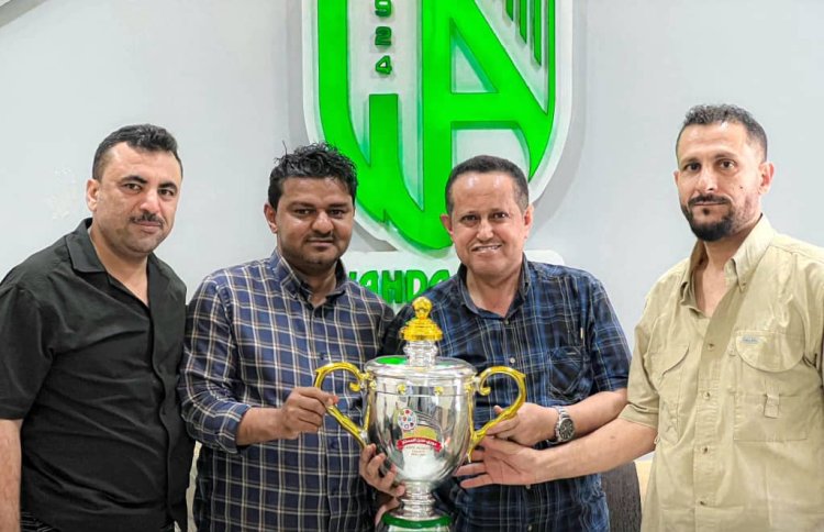 رئيس انتقالي لحج وضاح الحالمي يزور نادي وحدة عدن ويهنئه بتحقيق دوري عدن الممتاز النسخة الثالثة