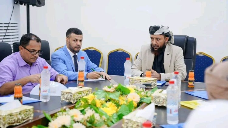 نائب وزير الأوقاف يترأس لقاء موسع لمدراء عموم المديريات وإدارات الأوقاف في عدن