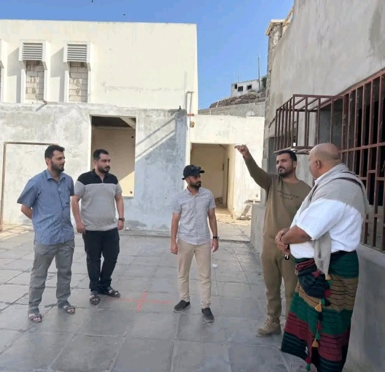 رئيس نادي التلال يتفقد مشروع تأهيل مبنى النادي