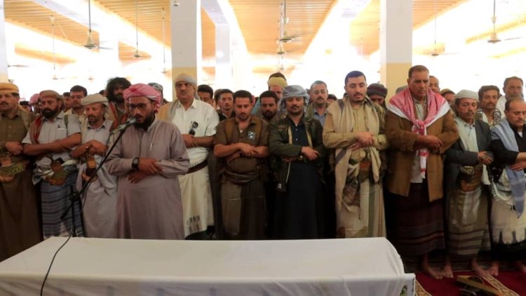 المهرة: تشييع جثمان الطفل همّام الجرادي بعد تدخل وساطة قبلية وتقديمها خمس رهائن ورفع مخيم الاعتصام