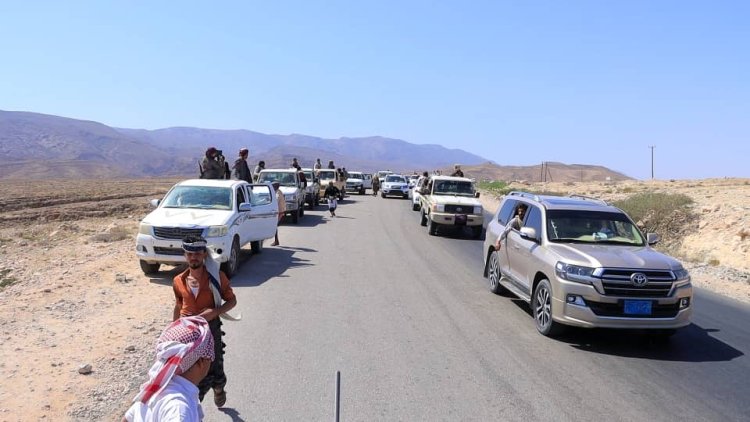 المهرة: تشييع جثمان الطفل همّام الجرادي بعد تدخل وساطة قبلية وتقديمها خمس رهائن ورفع مخيم الاعتصام