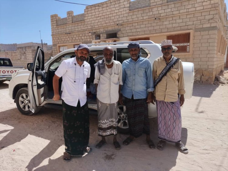 وصول اللجنة التحضيرية لفعاليات اليوبيل الفضي لرحيل جوهرة الطرب بدوي زبير إلى مدينة الشحر