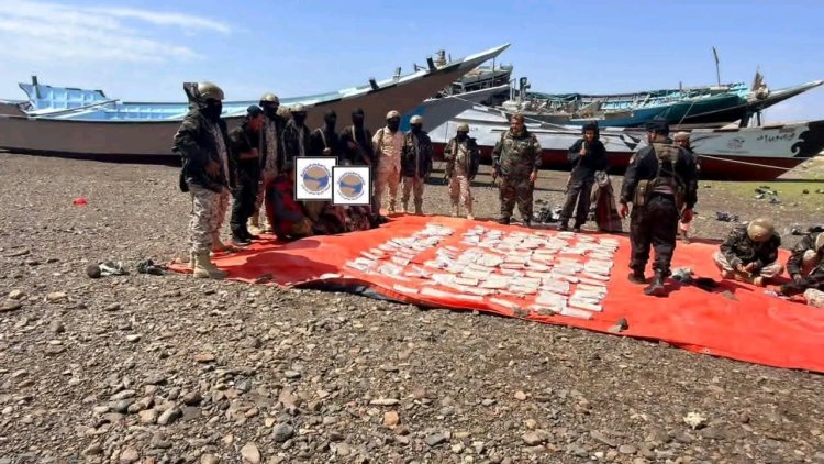 مطاردة في عرض البحر.. قوات العمالقة تحبط تهريب 600 ألف قرص كبتاجون إلى السواحل