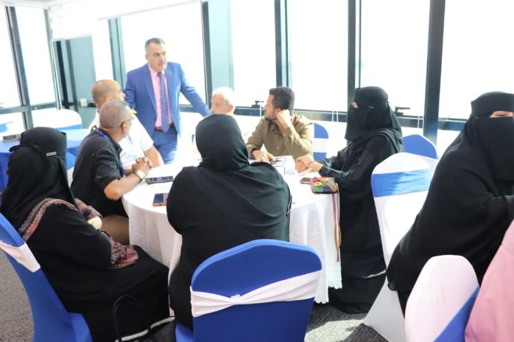 لليوم الثاني على التوالي العاصمة عدن تشهد ورشة العمل الوطنية الخاصة بإعداد خطة العمل الوطنية للحد من الصيد غير القانوني