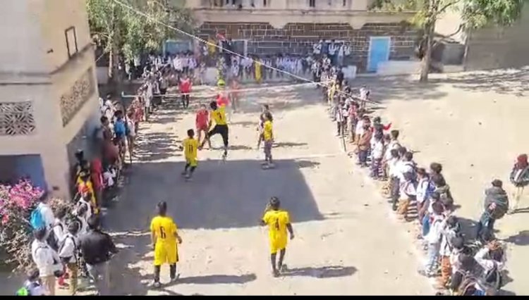 بمناسبة الذكرى 58 للاستقلال الوطني الأول: مدرسة يسلم حسين رخمة بيافع رصد تختتم أنشطتها المدرسية للفصل الأول من العام الدراسي 2026/2025م