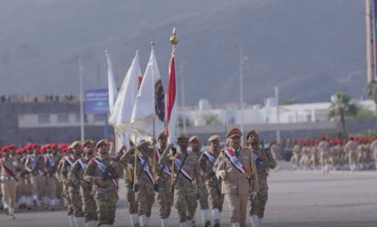 لاول مره منذ 1989م.. العاصمة عدن تشهد عرضا عسكرياً في ساحة العروض