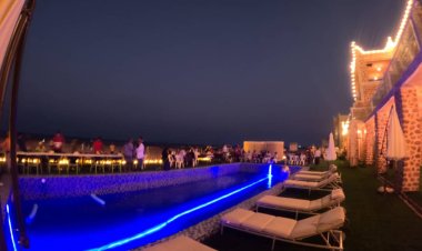 افتتاح فندق “باب البحر سقطرى” كأحدث معلم سياحي ضمن مشروع تطوير عقاري متكامل في الأرخبيل