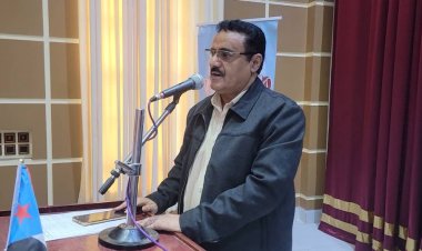 مدير عام المنصورة يطالب بإعلان الاستقلال الثاني لدولة الجنوب العربي