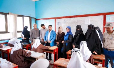 وسام معاوية ونوال جواد يتفقدان امتحانات الشيخ عثمان