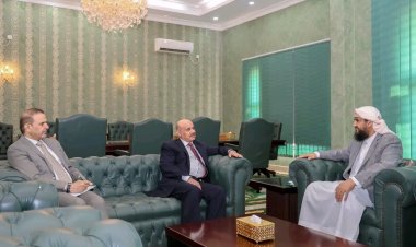 المحرّمي يلتقي محافظ البنك المركزي ويؤكد دعم جهود الاستقرار النقدي