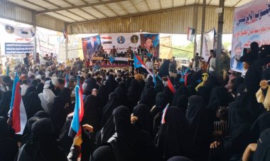 حرائر أبين الماجدات يطالبن باستعادة الدولة الجنوبية..