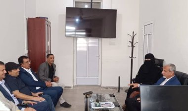 الوكيل الشبحي يلتقي بقيادات جنوبية في " ديوان وزارة الصحة" ويشدد على خدمة المواطن والانضباط المؤسسي