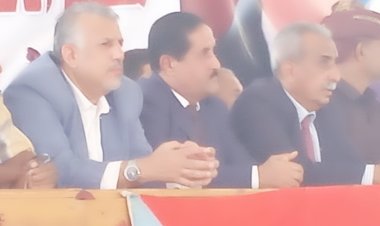 الشقي يزور مخيم الاعتصام بزنجبار