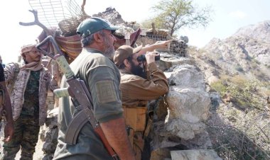 العميد الوالي يزور جبهة ثرة بأبين ويؤكد جاهزية القوات الجنوبية لعملية الحسم