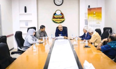 فريق الرقابة والتوجيه الرئاسي يلتقي مدير مكتب التربية والتعليم بساحل حضرموت