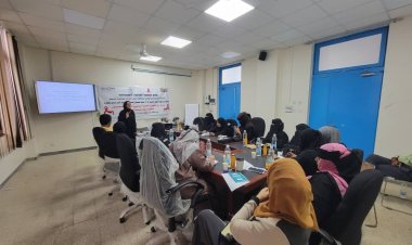 جمعية الخدمات الاجتماعية تواصل أعمال الندوات لتعزيز الوعي القانوني بحقوق المتعايشين مع فيروس نقص المناعة بعدن