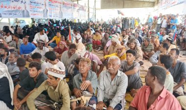 أبناء أبين يواصلون اعتصامهم المفتوح بزنجبار حتى إعلان دولة الجنوب العربي