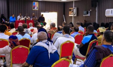 باتيس يعقد اجتماعًا موسعًا برؤساء مراكز انتقالي المكلا ويؤكد وحدة الصف والحشد لمليونية الاثنين القادم