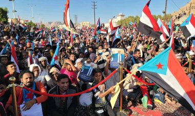 توافد جماهيري الى ساحة مليونية سئيون