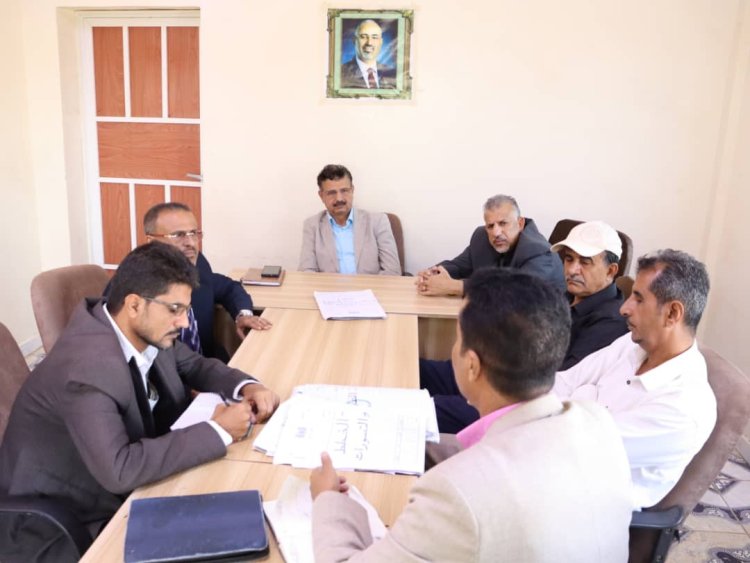 فريق التوجيه والرقابة الرئاسي يطلع على نشاط عدد من إدارات الهيئة التنفيذية بانتقالي أبين