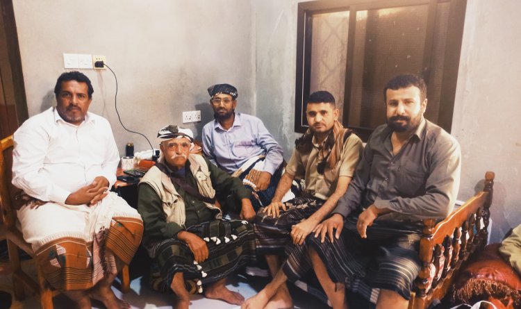 بن غازي وديان ووفد رفيع يطمئنون على صحة الإعلامي السنيدي ويناشدون الرئيس الزبيدي بسرعة علاجه