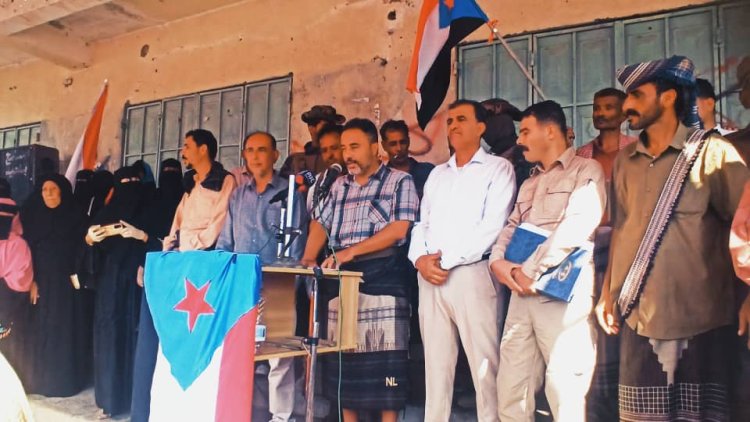 رئيس انتقالي أبين: أثبت أبطالنا أن قرار التحرير والاستقلال قرار شعبي تجسده القوة على الأرض وتسانده القيادة السياسية بقيادة الرئيس الزبيدي.