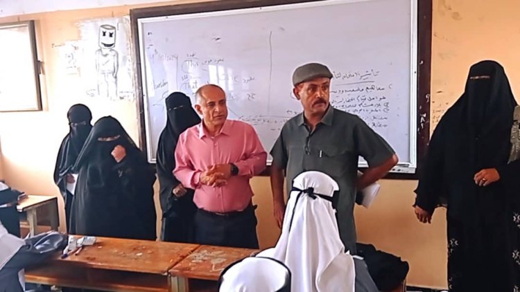 271800 طالب وطالبة يتقدمون لاختبارات الفصل الدراسي الاول بلحج.