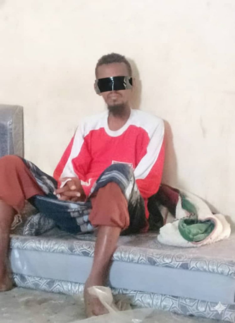 قوات الحزام الأمني بزنجبار تلقي القبض على متهم برمي قنبلة إثر خلاف عائلي