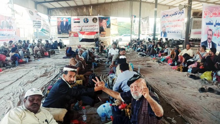 مخيم الاعتصام بزنجبار يحتضن ندوة سياسية حول دلالات وانعكاسات انتصارات المجلس الانتقالي الجنوبي