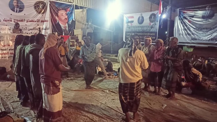 منتدى الاتحاد الثقافي يحيي أمسية فنية لرقصة الدحيف لليوم الثاني في مخيم الاعتصام بزنجبار