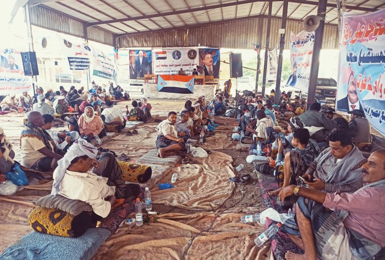 مخيم الاعتصام بزنجبار يشهد ندوة سياسية حول دور الاعتصامات وأهميتها في تحقيق الأهداف السياسية