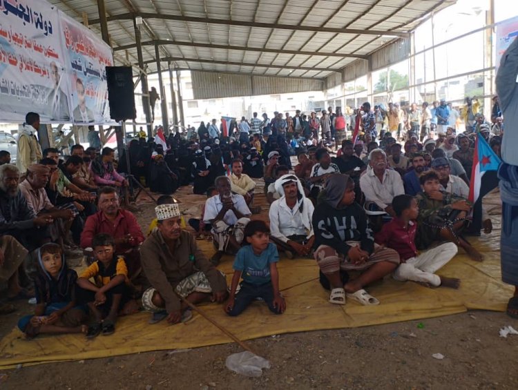 اعتصام زنجبار  ها هي أبين قاصمة  لظهر العدو.