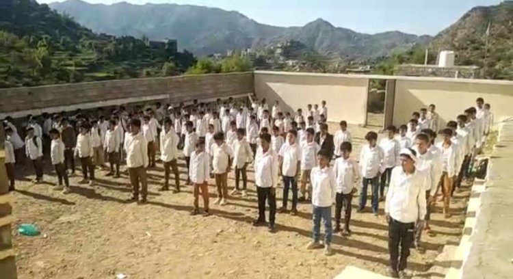 فريق التوجيه التربوي بمنطقة رخمة يتفقد سير الامتحانات بمدرسة مقبل