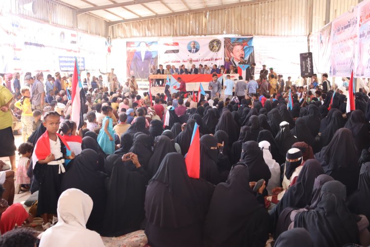 الشقي يزور مخيم الاعتصام بزنجبار