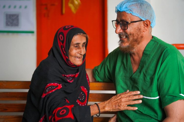 اختتام المخيم الطبي المجاني للعيون في أبين بعد تقديم خدمات نوعية لأكثر من 1500 مستفيد