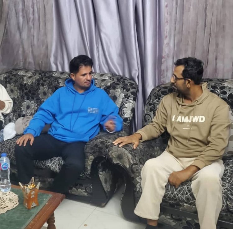 مدير إعلام أبين يطمئن على صحة الإعلامي السنيدي في القاهرة ويناشد بسرعة علاجه.