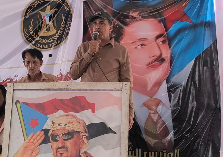 السوري:  يشد بصمود المعتصمين، ويدعو للاسراع باعلان الدولة الجنوبية