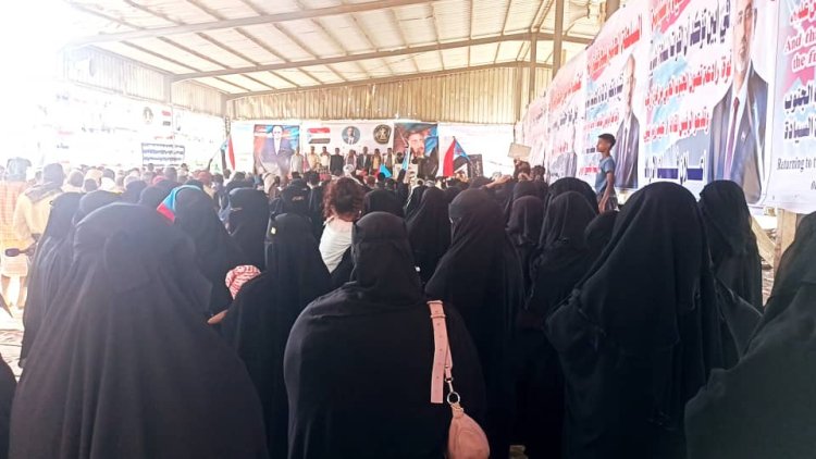 زنجبار تواصل اعتصامها المفتوح بزخم شعبي ورسائل تؤكد اقتراب إعلان الدولة الجنوبية
