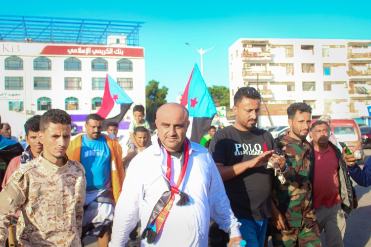 الاتحاد العام للجمعيات التعاونية السكنية يشارك في موكب جماهيري حاشد بساحة العروض دعماً لإعلان دولة الجنوب