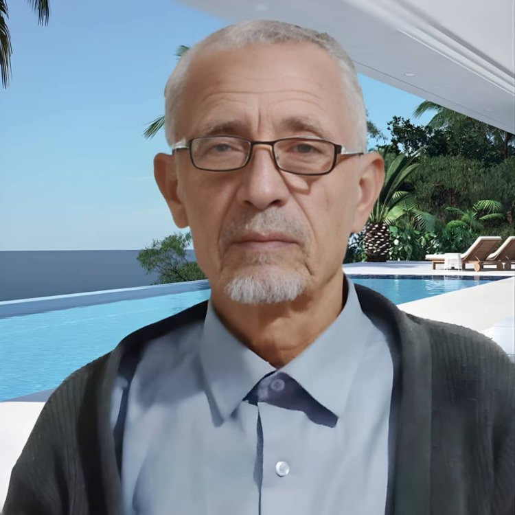 الأستاذ القدير علي عبدالرب شيخ سالم شخصية تربوية متميزة وموجه فني ومدرب مقتدر