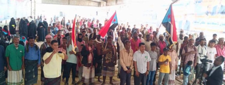 قيادات سياسية واجتماعية تحث على الزحف الجماهيري نحو ساحة العروض