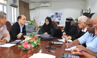 مدير عام دارسعد يناقش مع مدير عام مكتب التخطيط والتعاون الدولي بعدن البرنامج الاستثماري لعام 2026