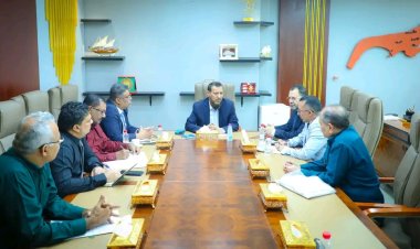 محافظ عدن يوجه بإعادة فتح مكتب الجهاز المركزي للرقابة والمحاسبة بديوان المحافظة