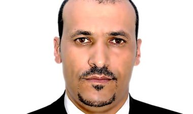 بسام الجيلاني للناشطين: لا تخدموا عدوكم دون أن تشعروا.