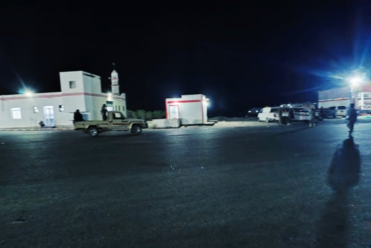 قوات الطوارئ في أبين تؤمّن الخط الدولي دوفس وتحذّر من المساس بأمن المحافظة