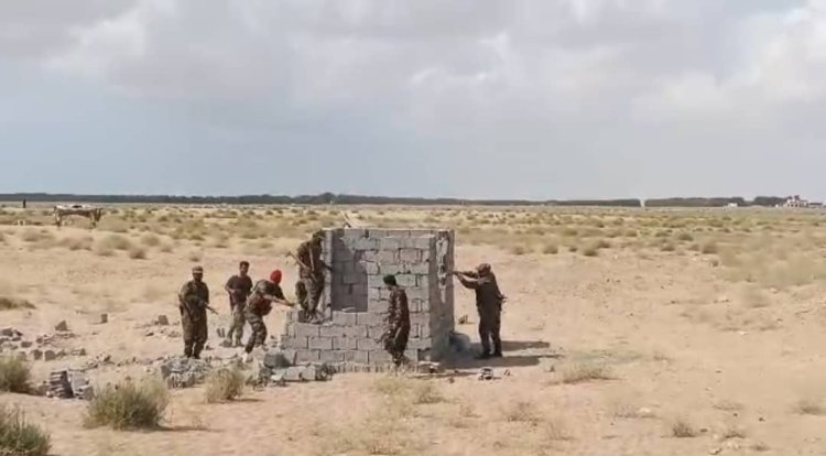 بعد أن أُشيع توقف وحدة حماية الأراضي عن أداء مهامها.. بسط عشوائي يطال أرض المطار المستقبلي في بئر أحمد