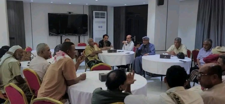 اللجنة التحضيرية لمسيرة الثبات والصمود تعقد اجتماعًا بالمكلا وتؤكد: الفعالية سلمية وتقف مع قوات درع الوطن الحضرمية وأمن حضرموت خط أحمر