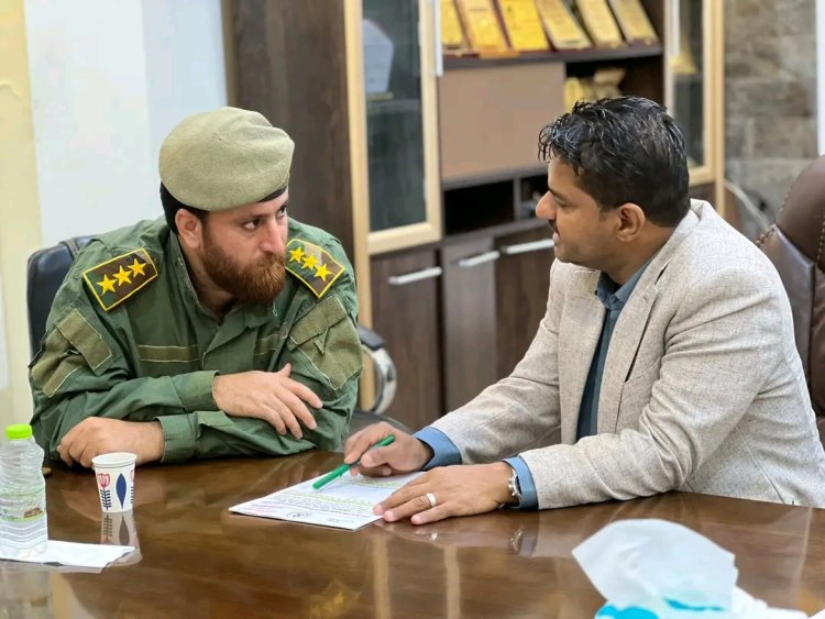 مدير عام الشيخ عثمان ورئيس اللجنة الأمنية يطّلع على التقرير الإحصائي السنوي لإدارة الشؤون القانونية بالحزام الأمني