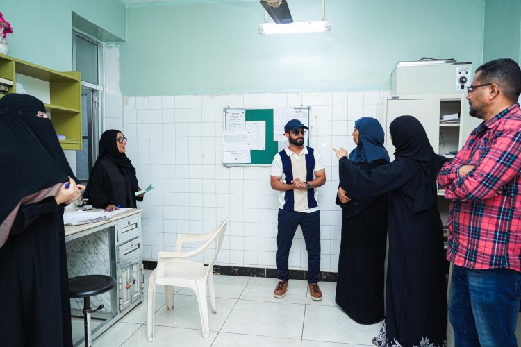 مدير صيرة يتفقد مستوى الخدمات في المراكز الصحية بالمديرية