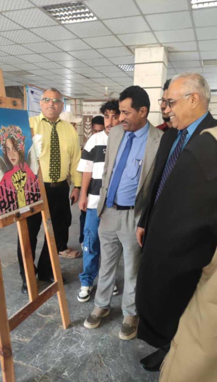 كلية الآداب بجامعة عدن تحتضن معرض السلام الفني